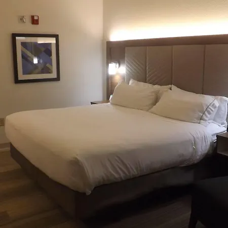 Holiday Inn Express & Suites Dyersburg By Ihg Extérieur photo