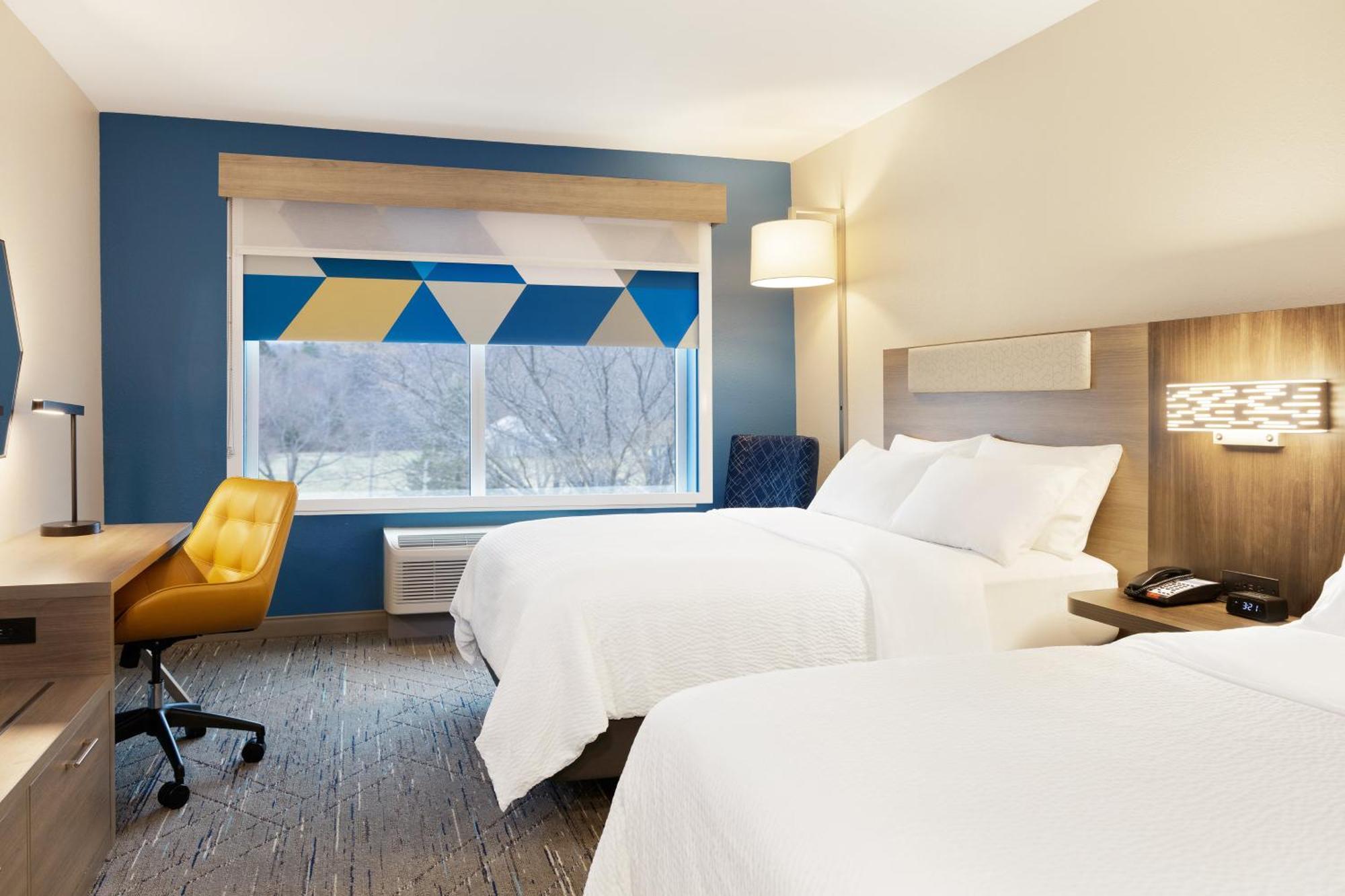 Express & By Ihg Hotel 2*